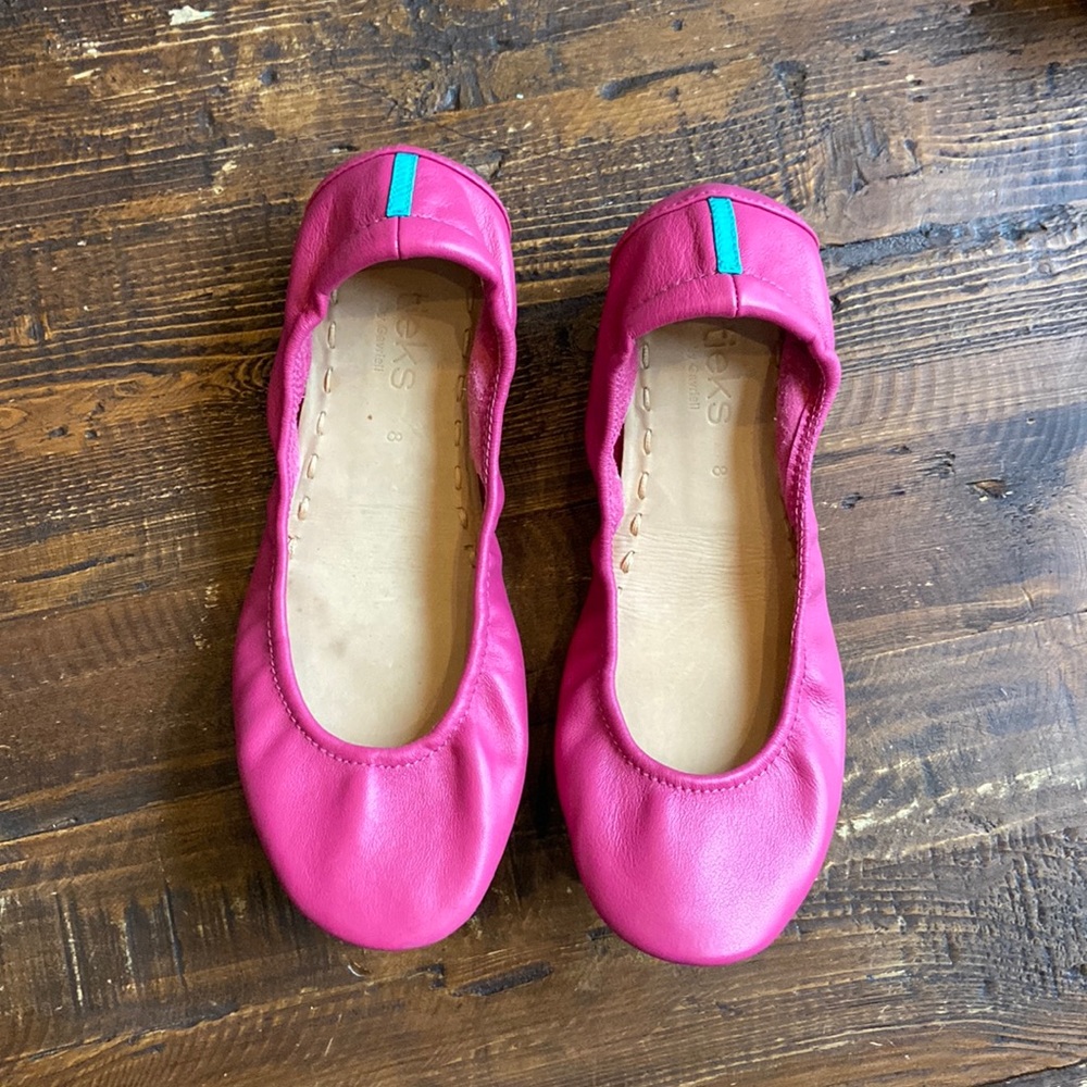 Like new Tieks in fuchsia- size 8